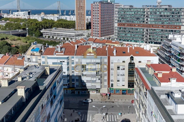 Apartamento T2 para Venda em Parque das Nações Foto 2