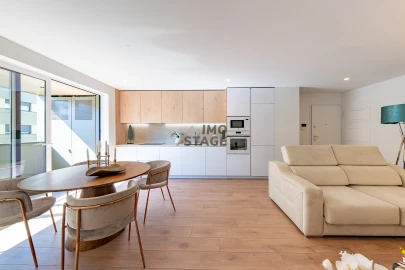 Apartamento T2 para Venda em Fânzeres e São Pedro da Cova