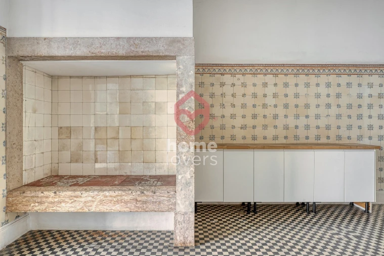 Apartamento T5 para Venda em Santo António Foto 7
