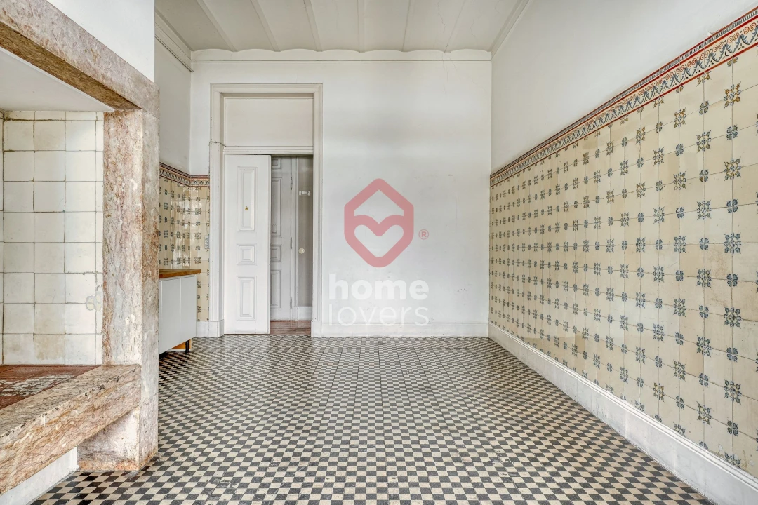 Apartamento T5 para Venda em Santo António Foto 6