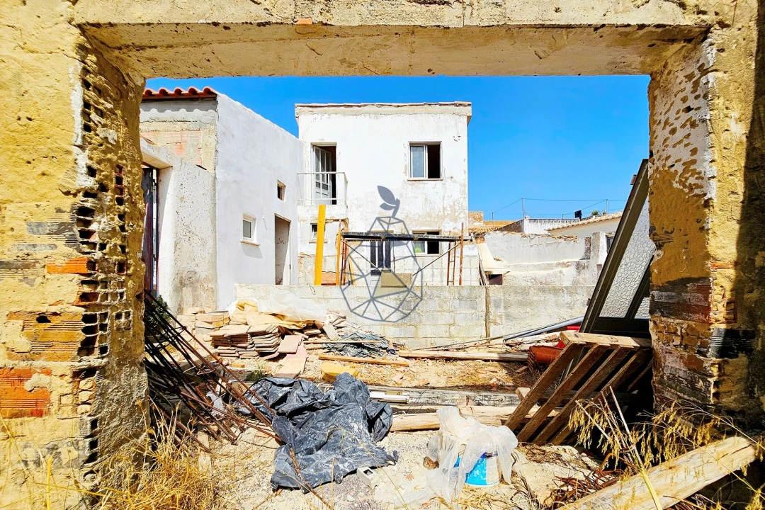 Terreno para Venda em Lagos (São Sebastião e Santa Maria) Foto 9