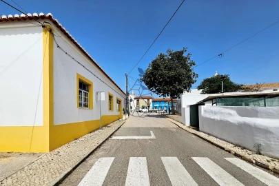 Terreno para Venda em Lagos (São Sebastião e Santa Maria)