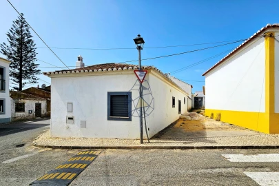 Terreno para Venda em Lagos (São Sebastião e Santa Maria)