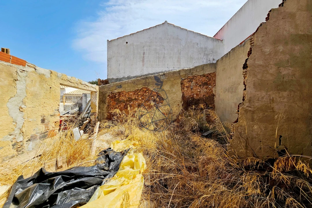 Terreno para Venda em Lagos (São Sebastião e Santa Maria) Foto 13