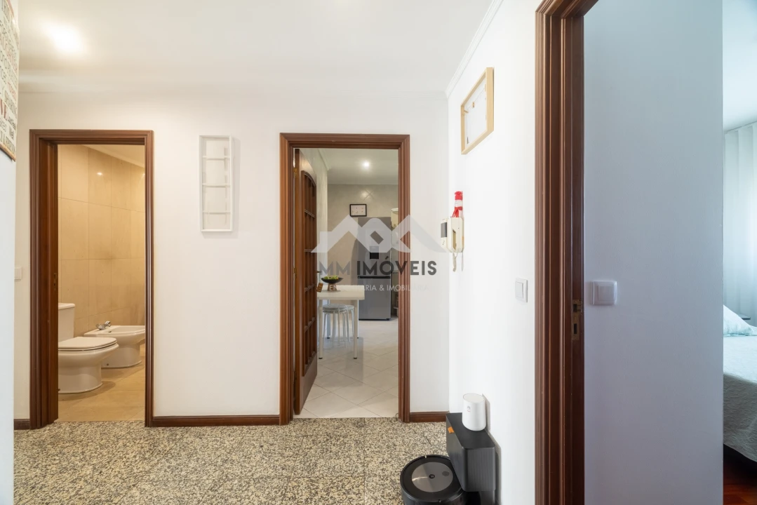 Apartamento T2 para Venda em Valadares Foto 36