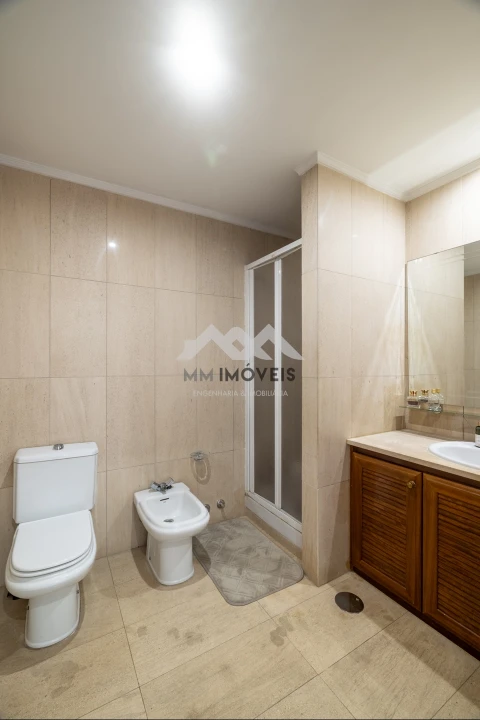 Apartamento T2 para Venda em Valadares