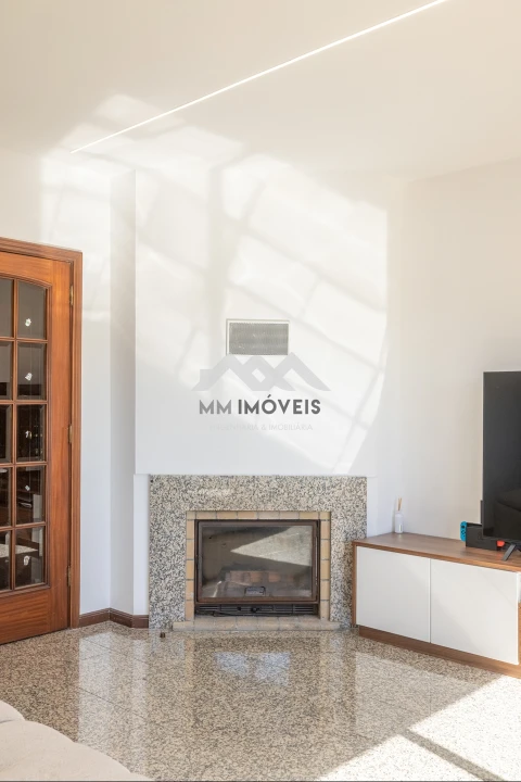 Apartamento T2 para Venda em Valadares