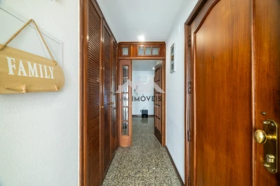 Apartamento T2 para Venda em Valadares