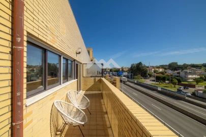 Apartamento T2 para Venda em Valadares