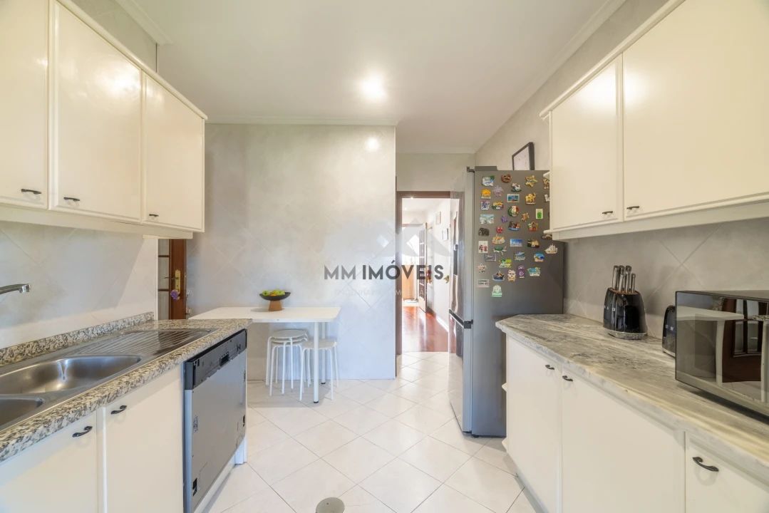 Apartamento T2 para Venda em Valadares Foto 23