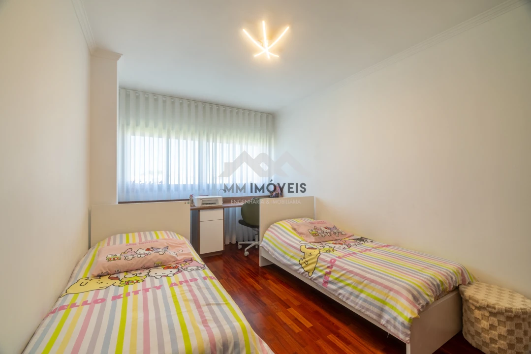 Apartamento T2 para Venda em Valadares Foto 7