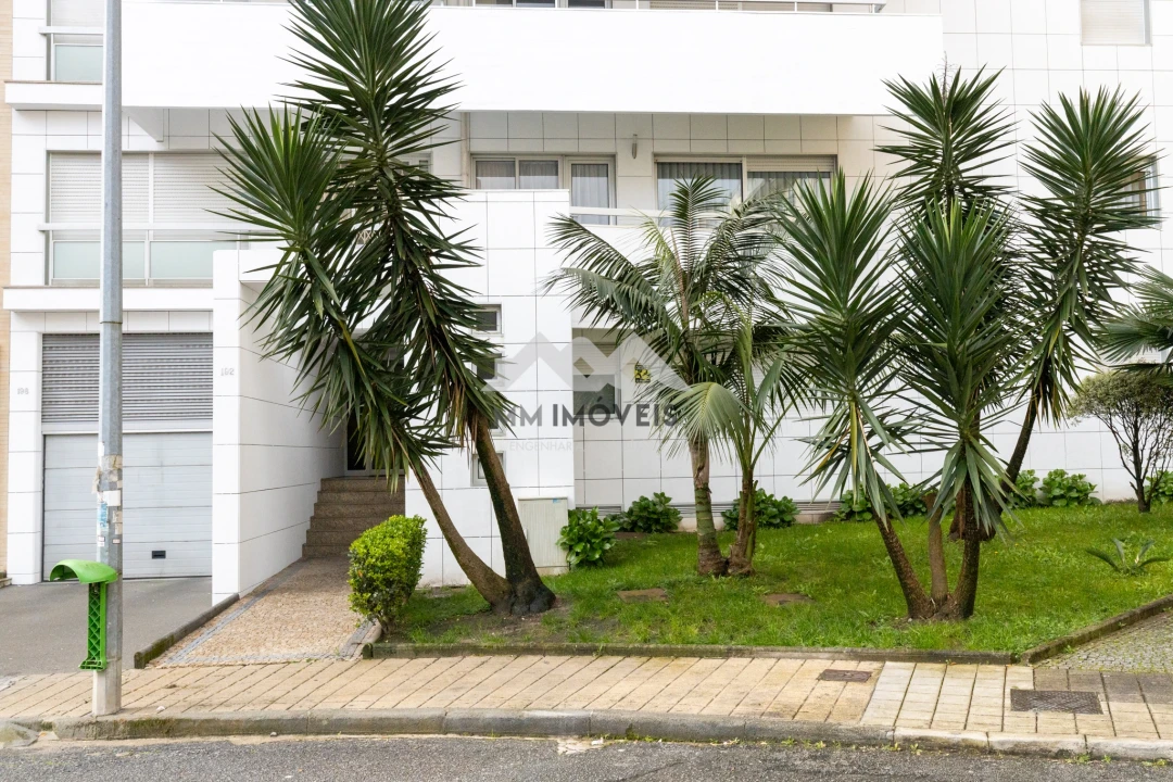 Apartamento T2 para Arrendamento em Rio Tinto Foto 21