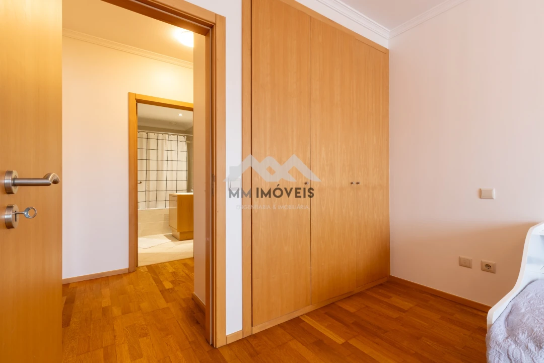 Apartamento T2 para Arrendamento em Rio Tinto Foto 19