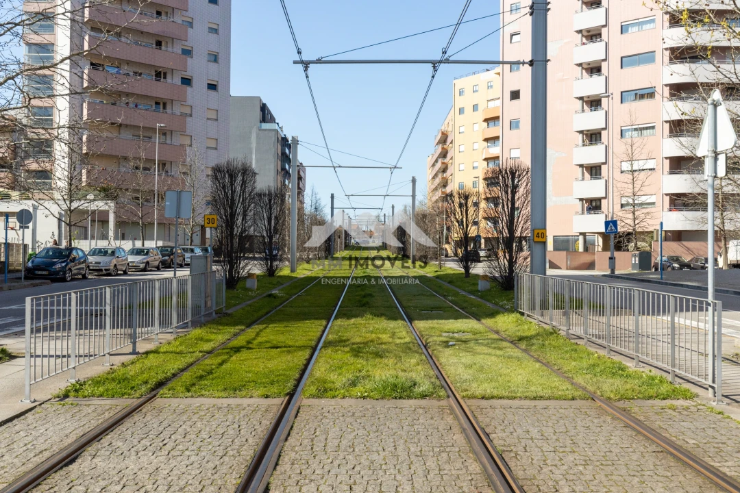 Apartamento T2 para Arrendamento em Rio Tinto Foto 12