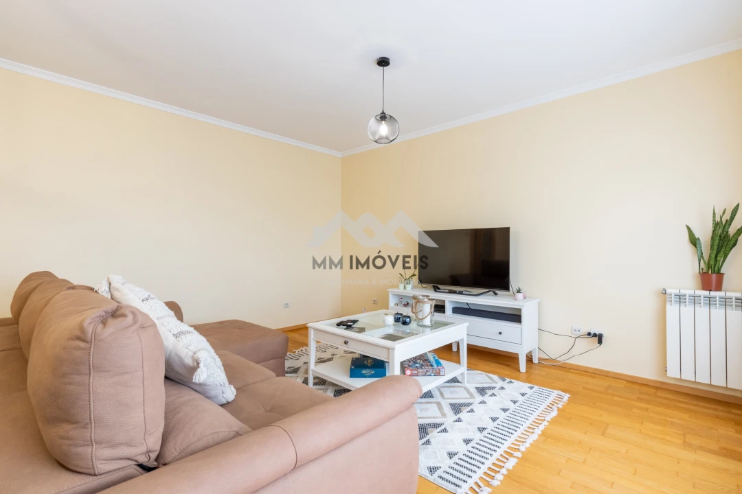 Apartamento T2 para Arrendamento em Rio Tinto Foto 22