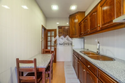 Moradia T3 para Venda em Campanhã