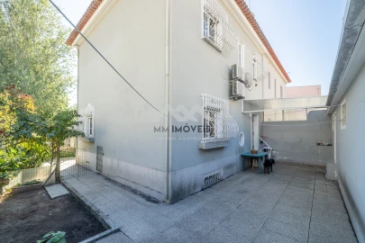 Moradia T3 para Venda em Campanhã
