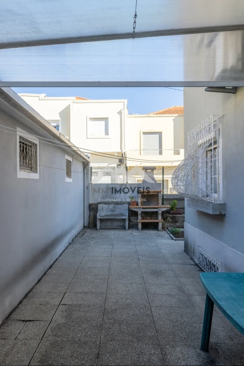 Moradia T3 para Venda em Campanhã