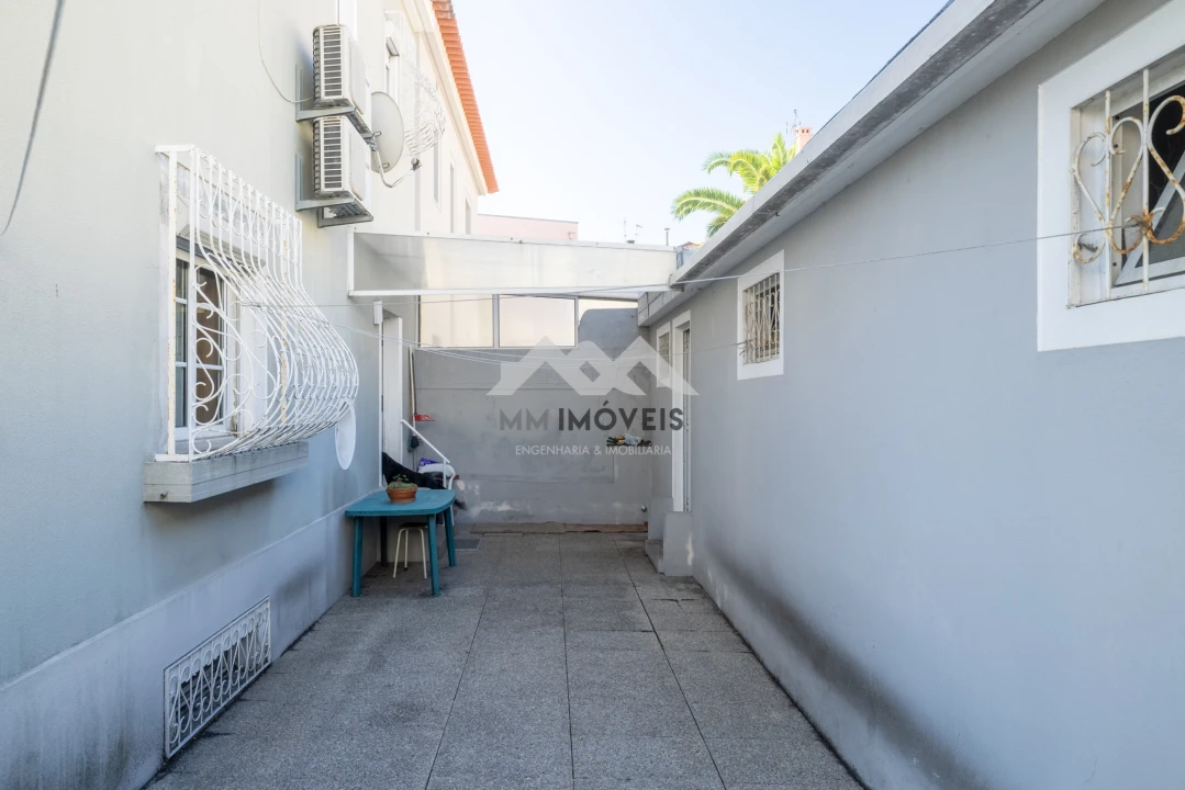 Moradia T3 para Venda em Campanhã Foto 42