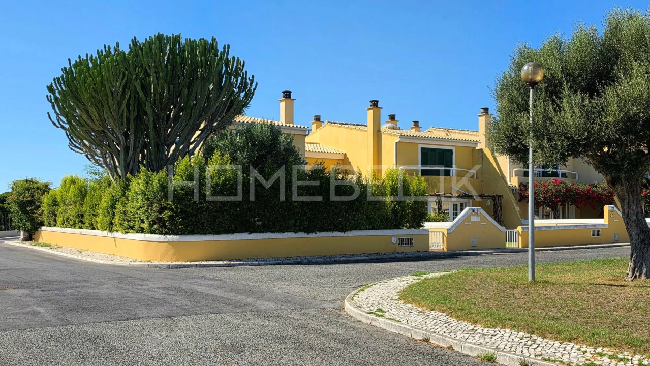 Moradia T4 para Arrendamento em Cascais e Estoril Foto 1