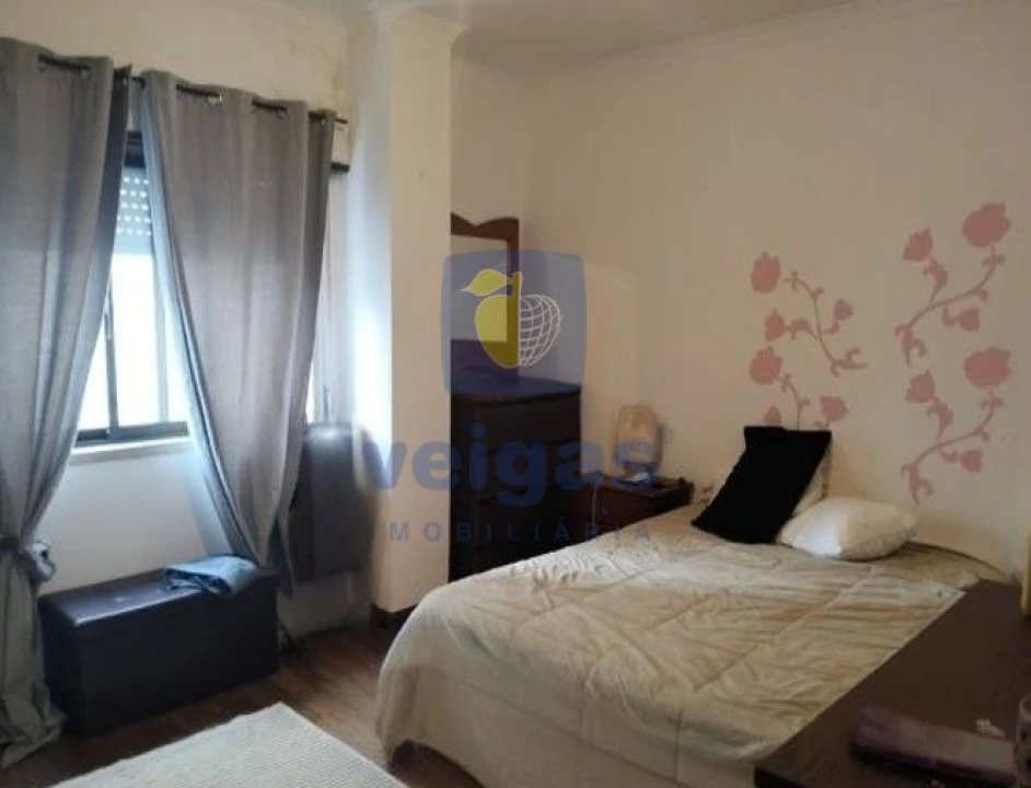Apartamento T2 para Venda em Agualva e Mira-Sintra Foto 9
