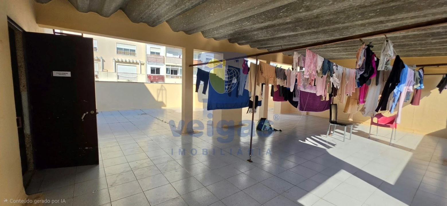 Apartamento T2 para Venda em Agualva e Mira-Sintra Foto 19