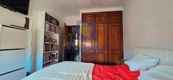 Apartamento T2 para Venda em Agualva e Mira-Sintra