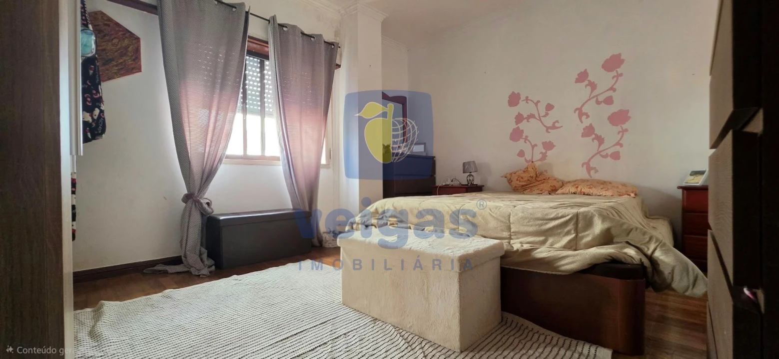 Apartamento T2 para Venda em Agualva e Mira-Sintra Foto 8