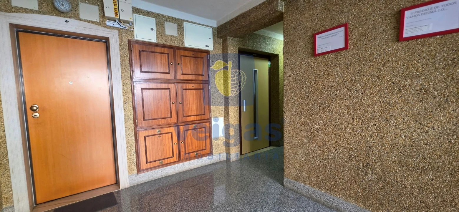 Apartamento T2 para Venda em Agualva e Mira-Sintra Foto 22