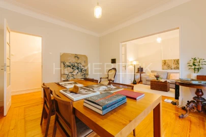 Apartamento T3 para Arrendamento em Areeiro