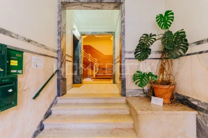Apartamento T3 para Arrendamento em Areeiro