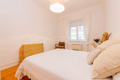 Apartamento T3 para Arrendamento em Areeiro