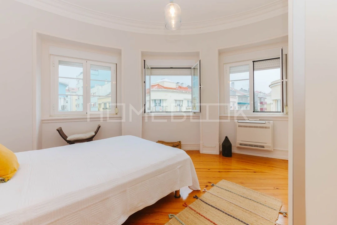 Apartamento T3 para Arrendamento em Areeiro Foto 4