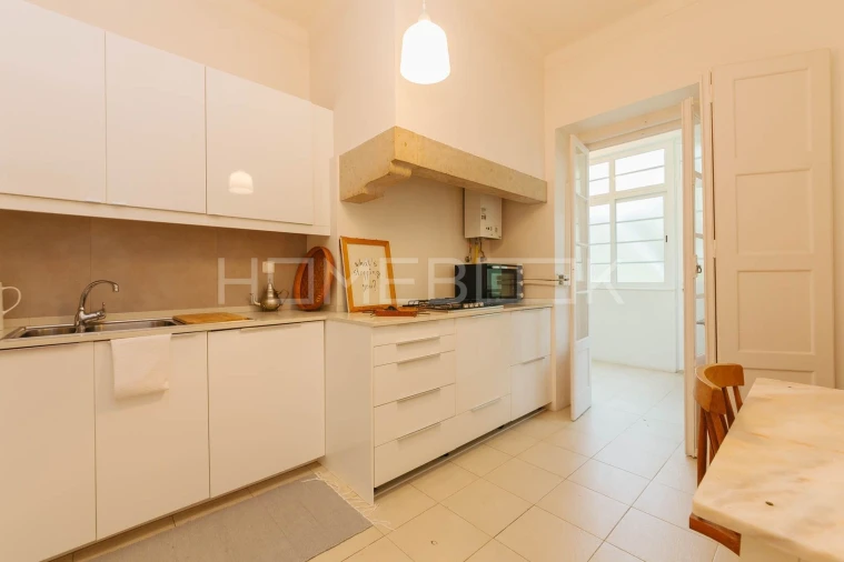 Apartamento T3 para Arrendamento em Areeiro Foto 41