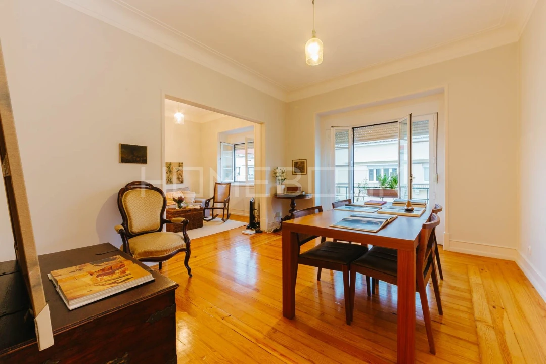 Apartamento T3 para Arrendamento em Areeiro Foto 15