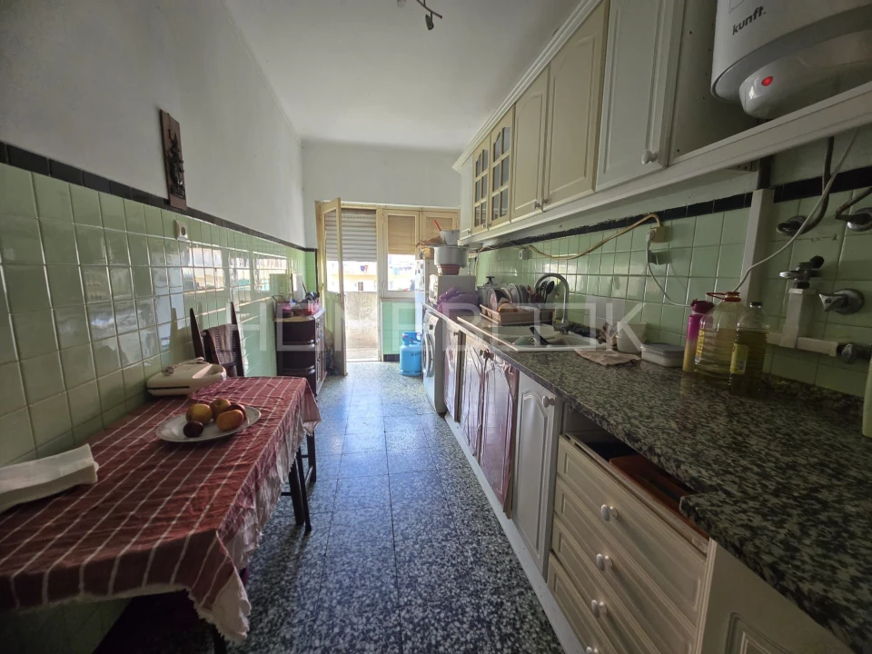 Apartamento T3 para Venda em Amora Foto 12