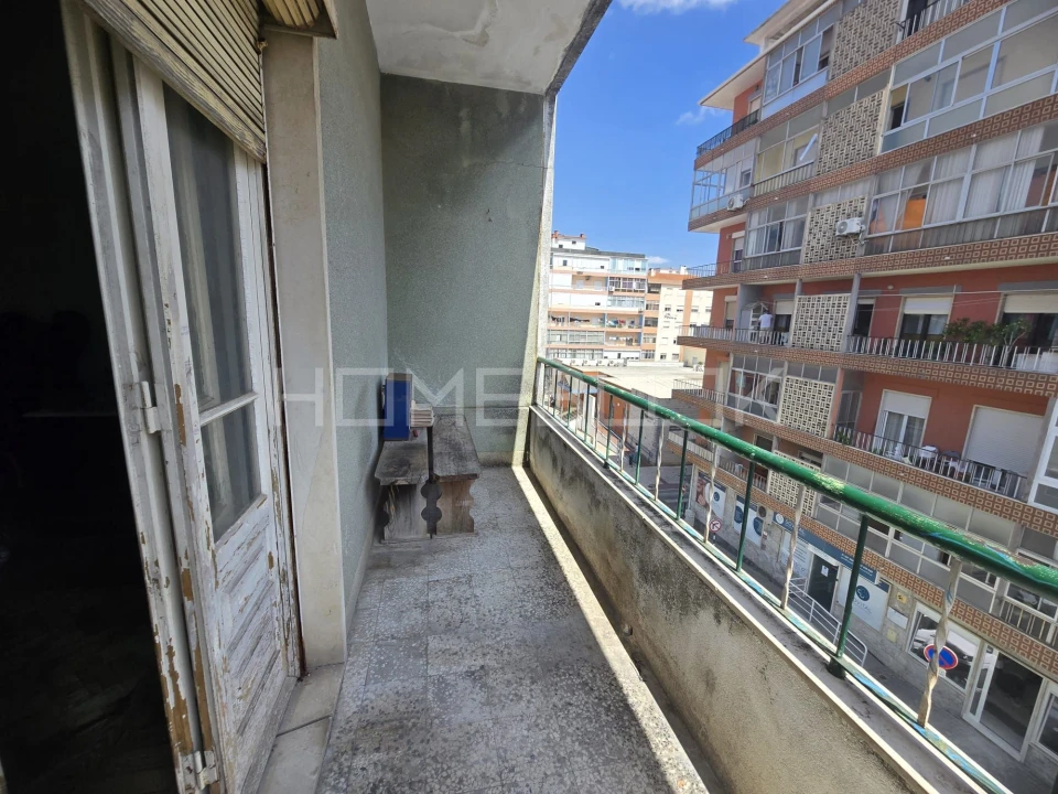 Apartamento T3 para Venda em Amora Foto 2