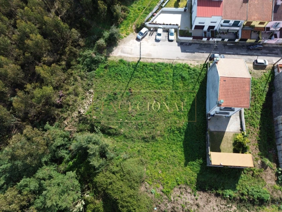 Terreno para Venda em Foz do Sousa e Covelo Foto 6
