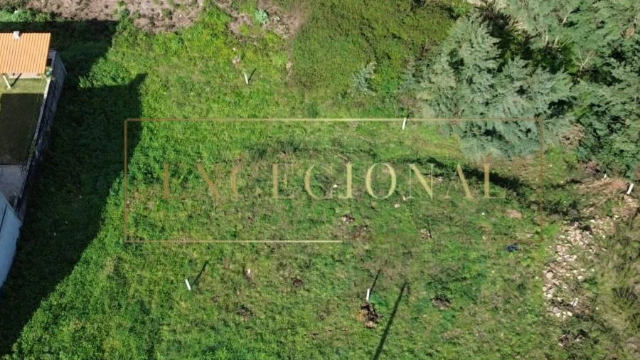 Terreno para Venda em Foz do Sousa e Covelo