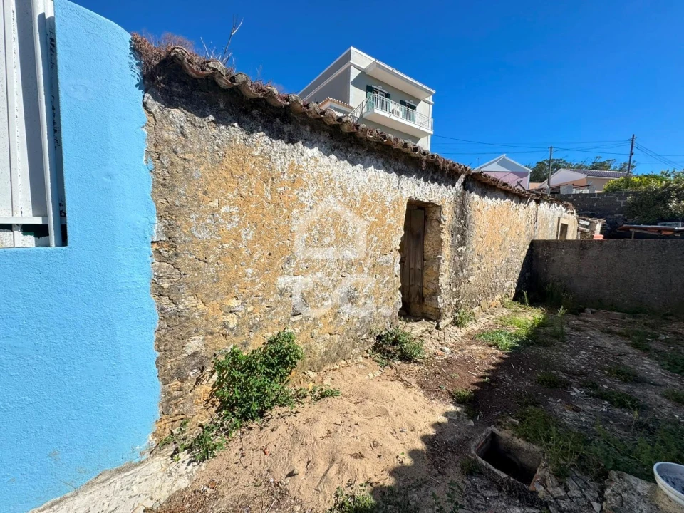 Moradia T1 para Venda em Fanhões Foto 23