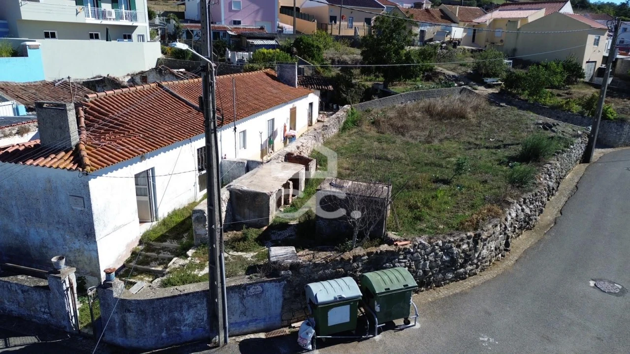 Moradia T1 para Venda em Fanhões Foto 5