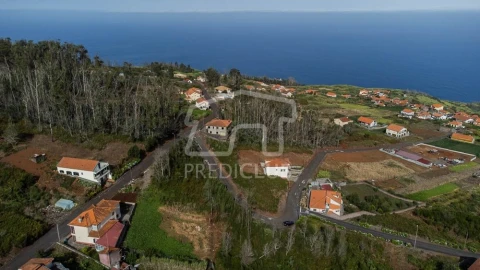 Terreno para Venda em Porto Moniz