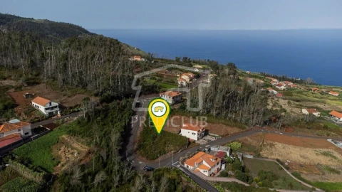 Terreno para Venda em Porto Moniz