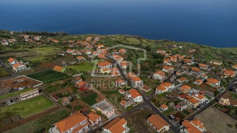 Terreno para Venda em Porto Moniz