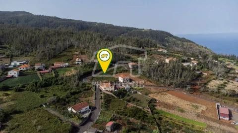 Terreno para Venda em Porto Moniz