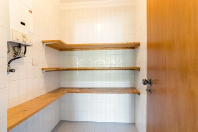 Apartamento T3 para Venda em Vila Cova da Lixa e Borba de Godim