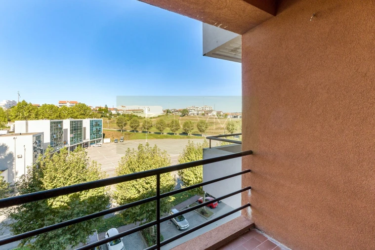 Apartamento T3 para Venda em Vila Cova da Lixa e Borba de Godim Foto 21