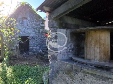 Moradia T4 para Venda em Ponta Delgada