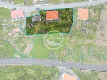 Moradia T4 para Venda em Ponta Delgada