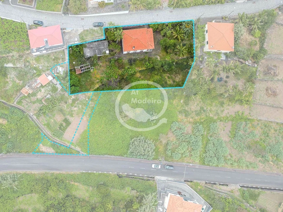 Moradia T4 para Venda em Ponta Delgada Foto 3